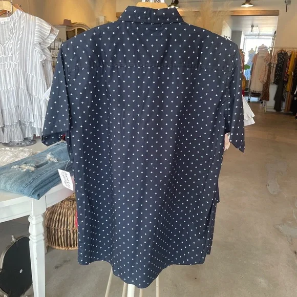 navy blue with white design button up shirt - Picture 4 of 4